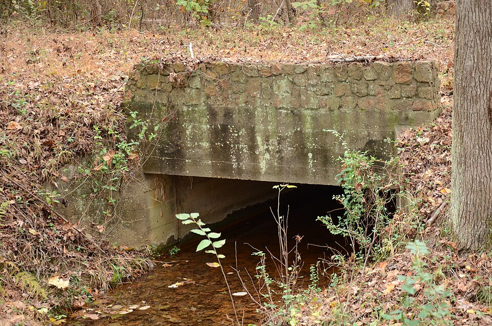Photograph of Old Benton-Sardis Road Bridge