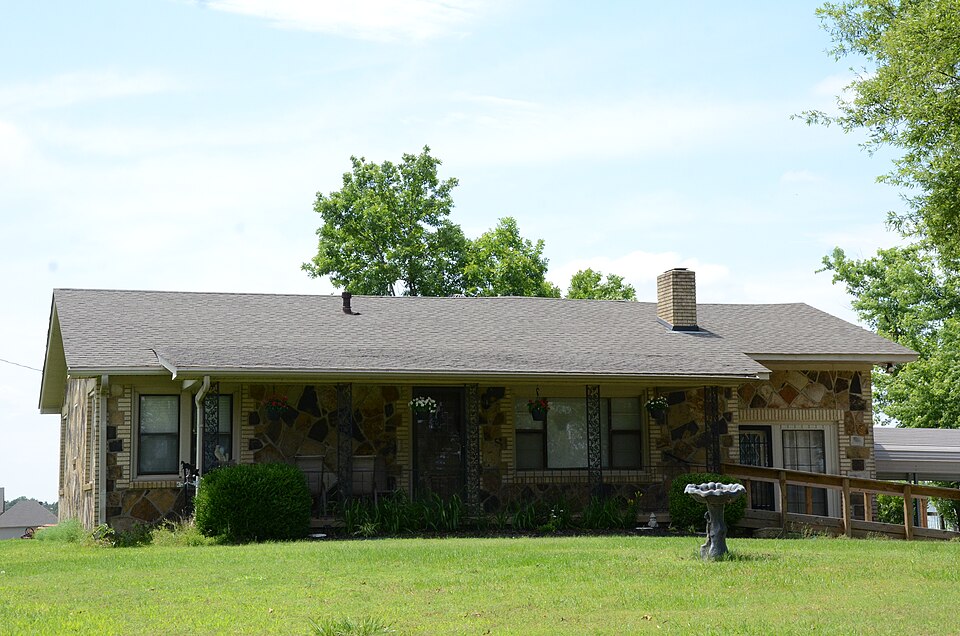 Photograph of Washburn House