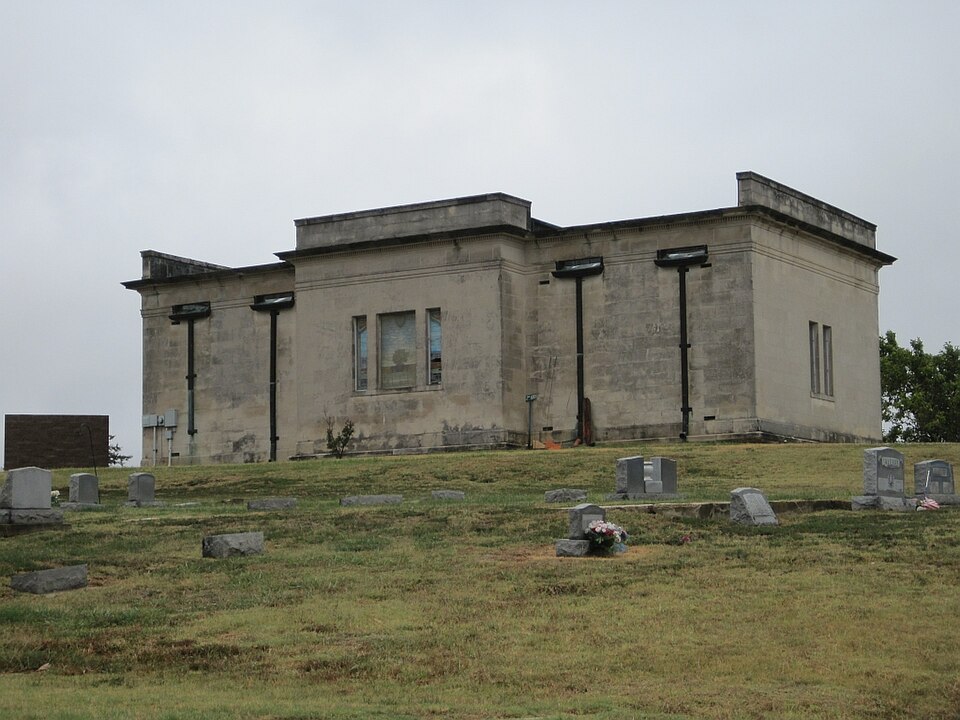 Photograph of Linwood Mausoleum