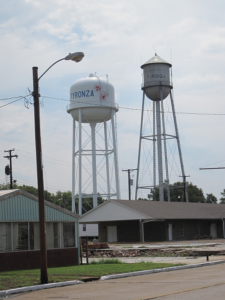 Photograph of Tyronza Water Tower