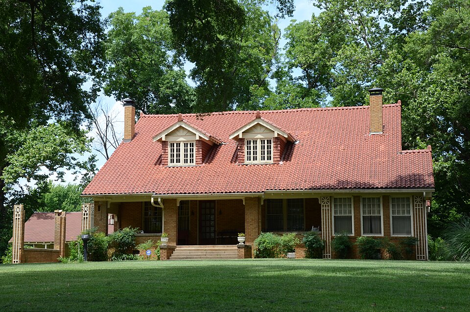 Photograph of Fred and Lucy Alexander Schaer House