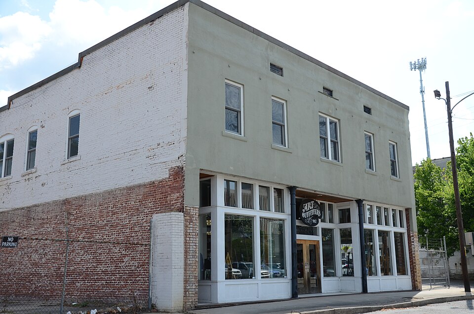 Photograph of West 7th Street Historic District