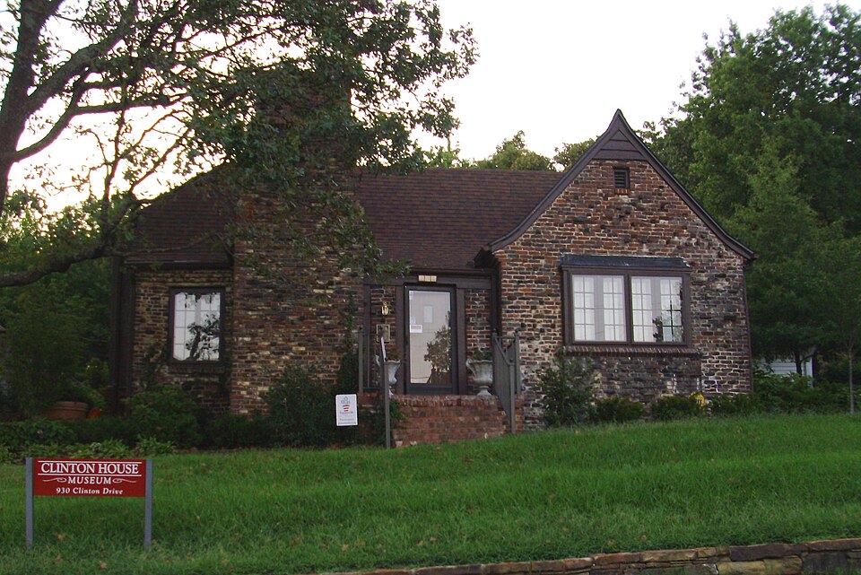 Photograph of Clinton House