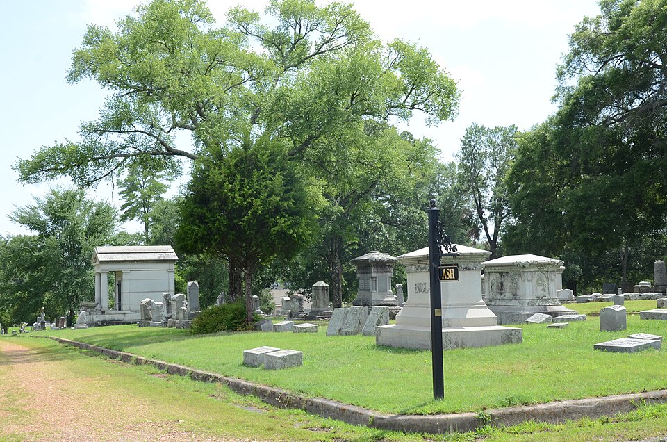 Photograph of Oakland-Fraternal Cemetery