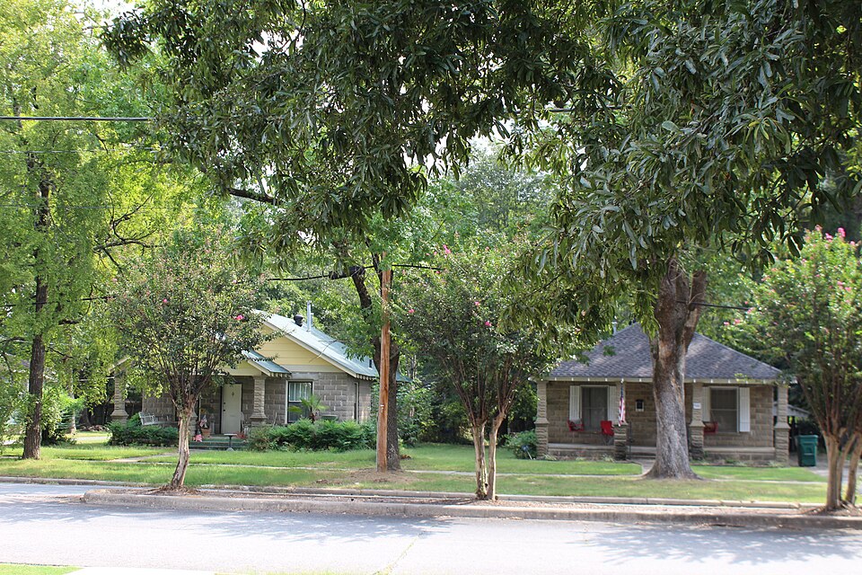 Photograph of Scull Historic District