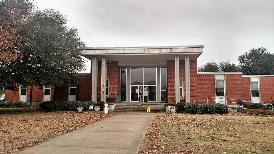 Photograph of Nevada County Courthouse