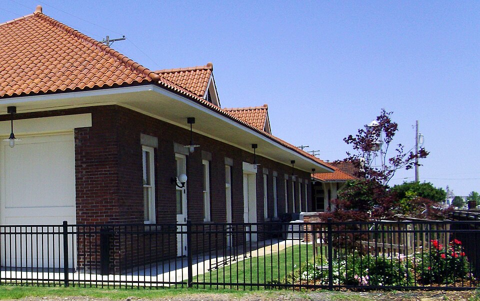 Photograph of Missouri Pacific Railway Van Noy Eating House