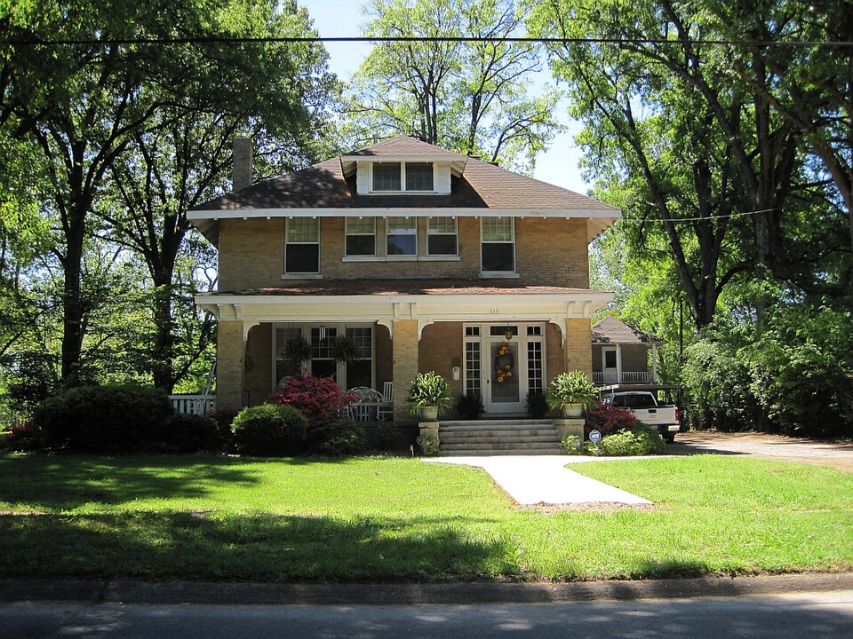 Photograph of East Hamilton Avenue Historic District
