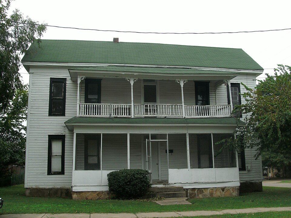 Photograph of Latimore Tourist Home