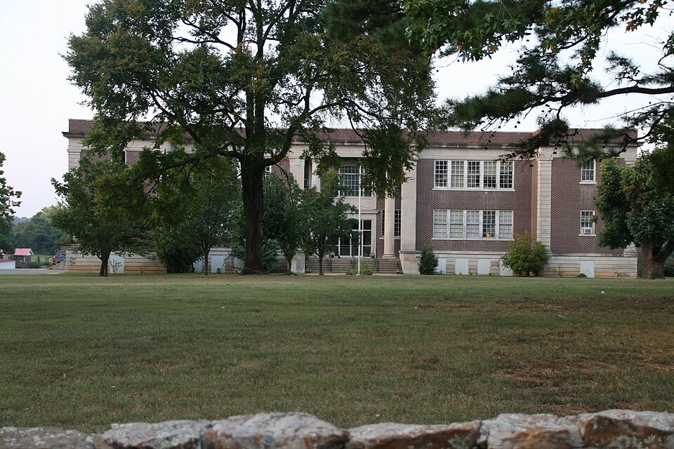 Photograph of Arkansas Christian College Administration Building