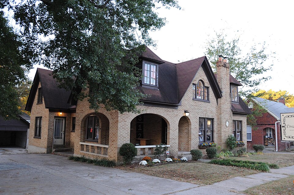 Photograph of Dr. T.E. Buffington House