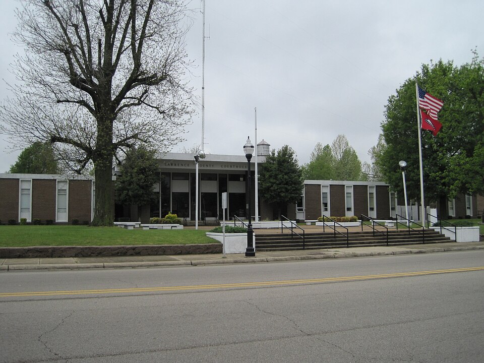 Photograph of Lawrence County Courthouse