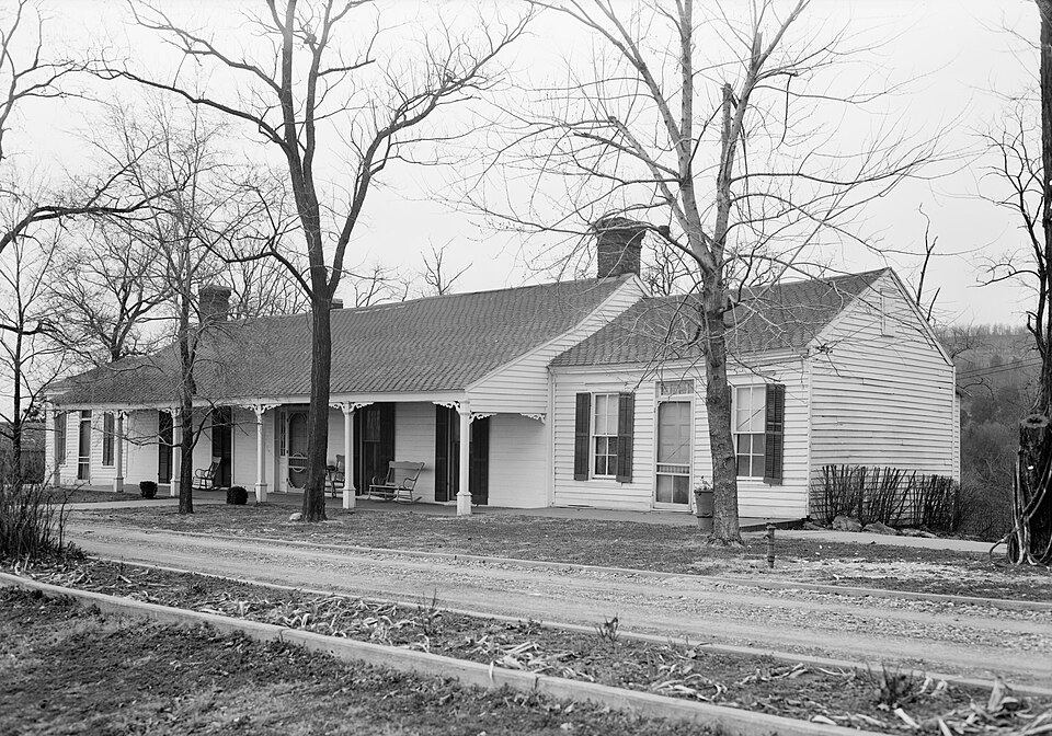 Photograph of Drennen-Scott House