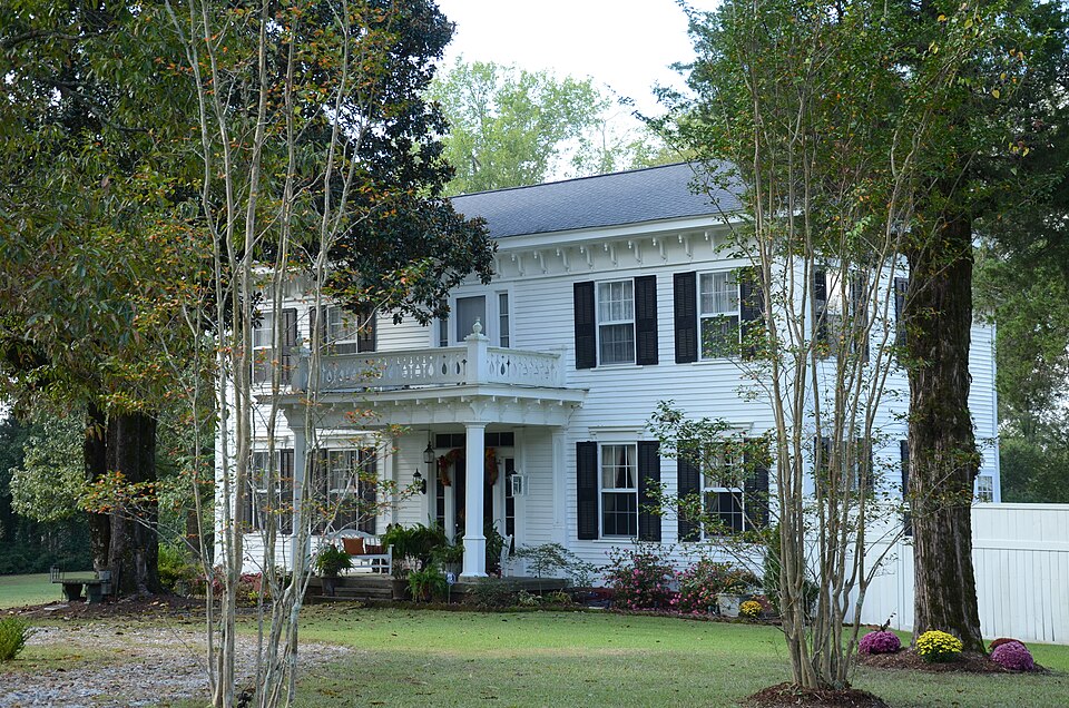 Photograph of Magnolia Manor