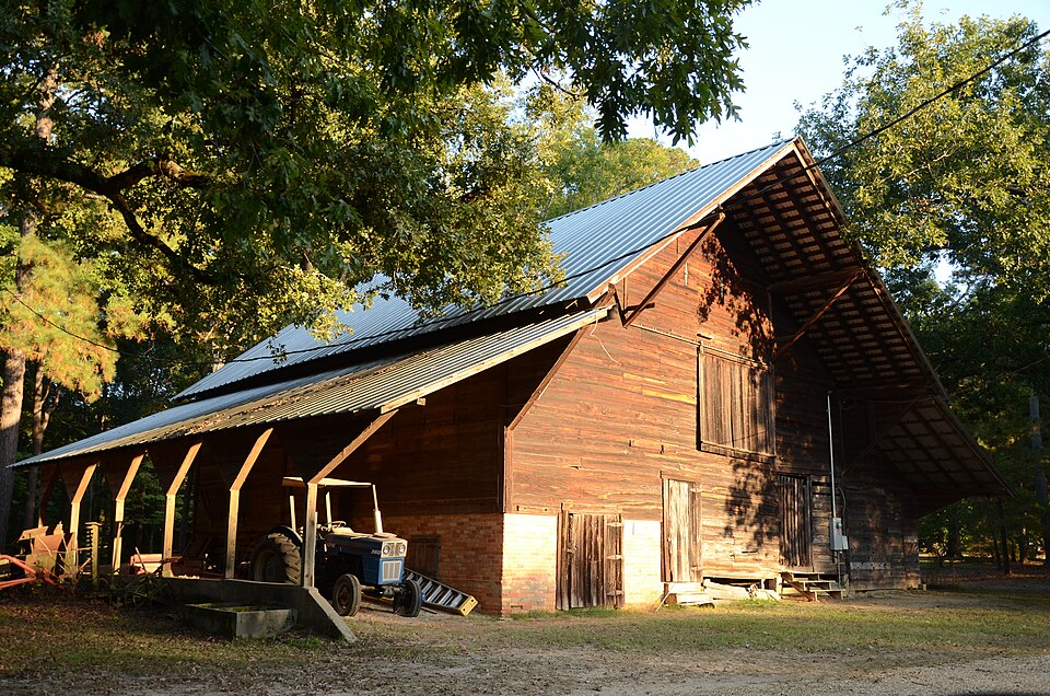 Photograph of Tate's Barn