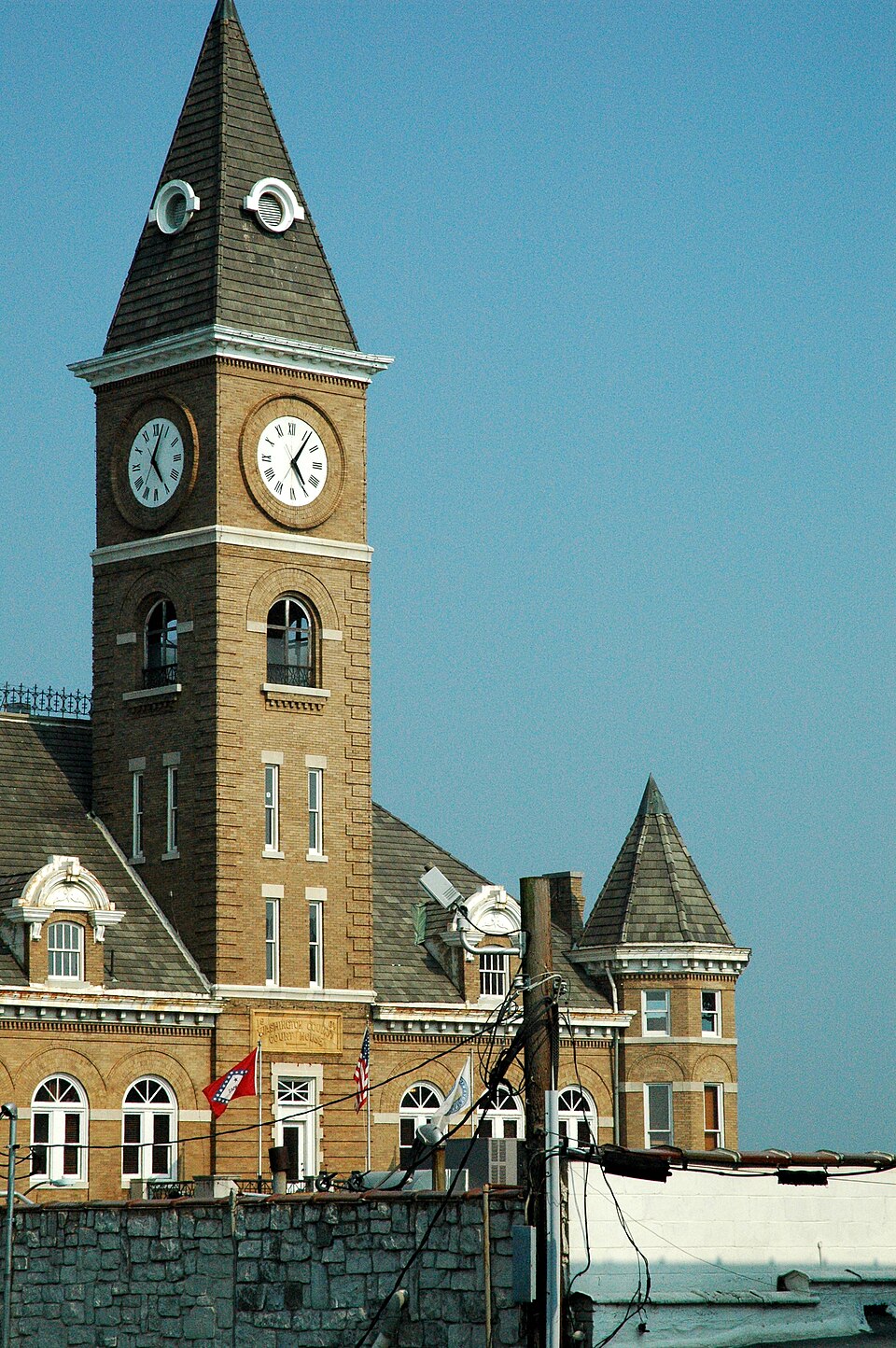 Photograph of Washington County Courthouse