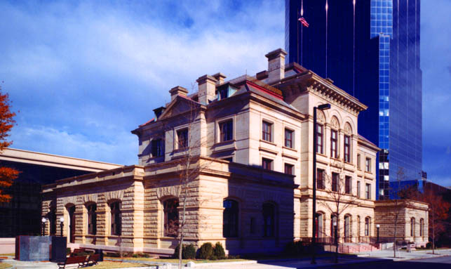 Photograph of Old Post Office Building and Customhouse