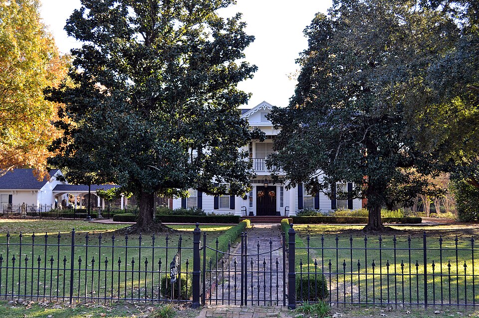 Photograph of Watson-Sawyer House