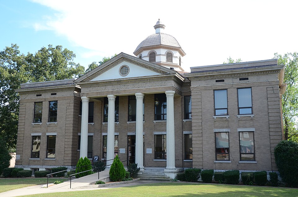 Photograph of Cleburne County Courthouse