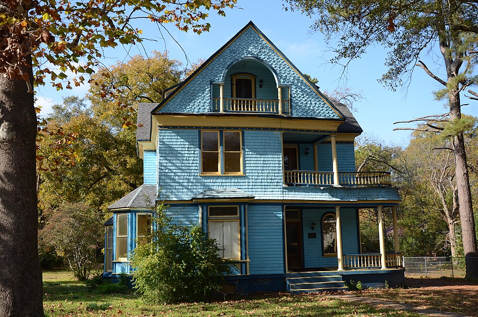 Photograph of Hotchkiss House