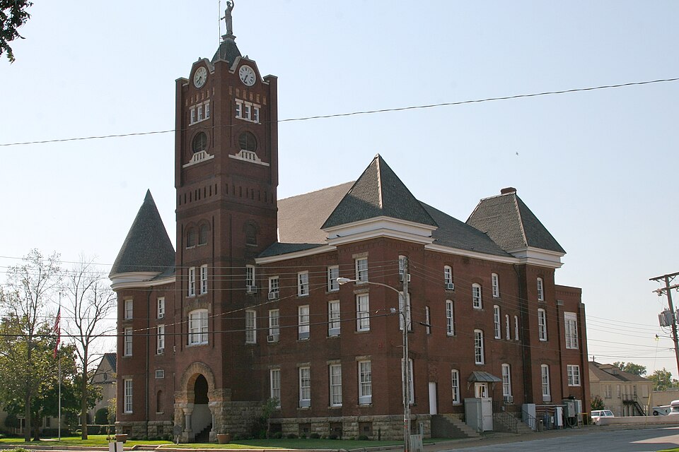 Photograph of Jackson County Courthouse