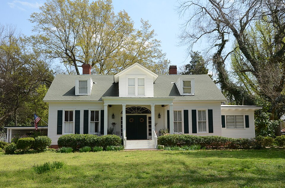 Photograph of Ashley-Alexander House