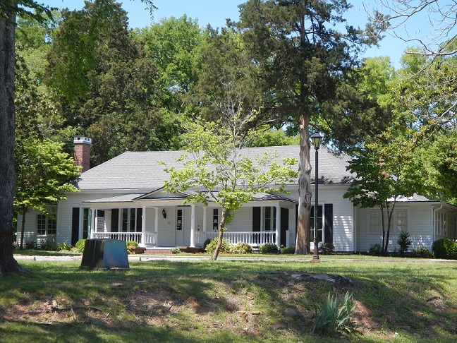 Photograph of Andrew Hunter House