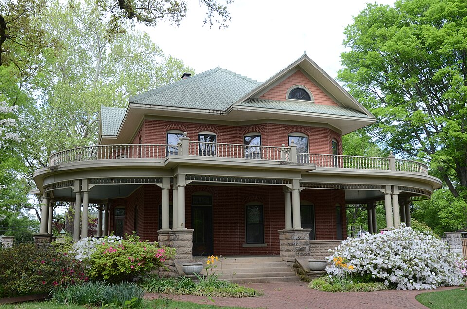 Photograph of W.J. White House