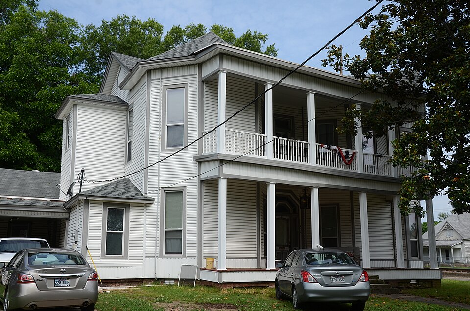 Photograph of Pine Bluff Fifth Avenue Historic District