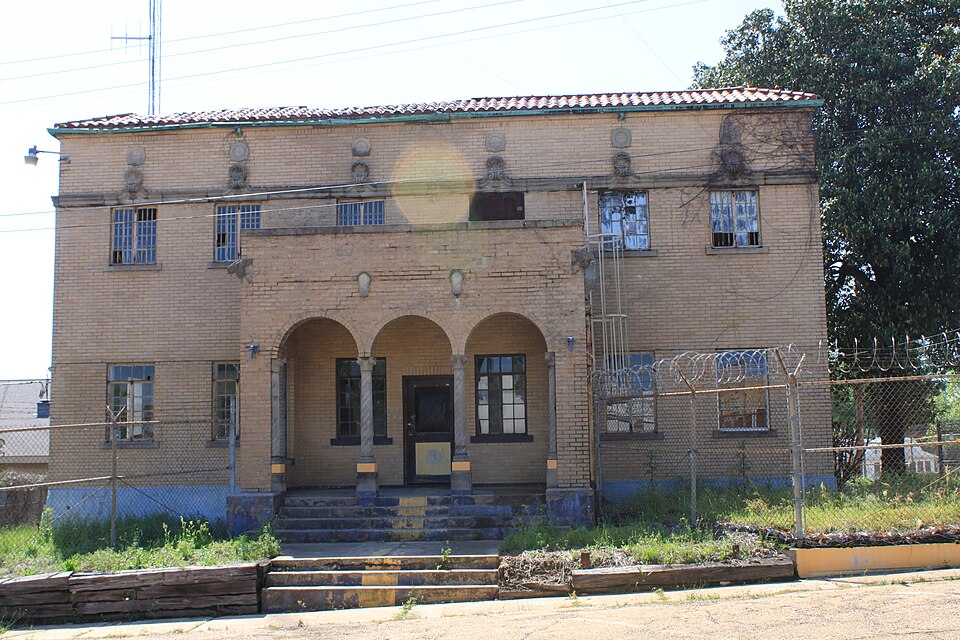 Photograph of Columbia County Jail