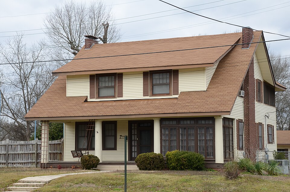 Photograph of Strauss House