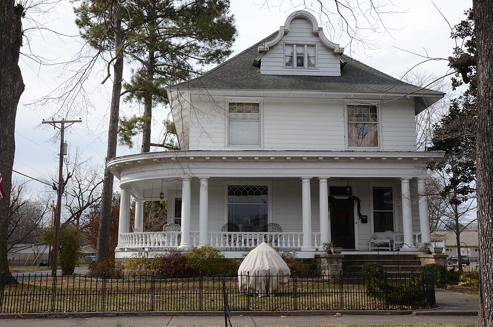 Photograph of Davis House