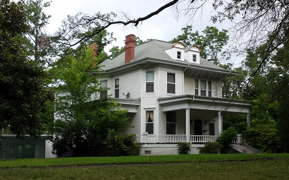 Photograph of Lo Beele House