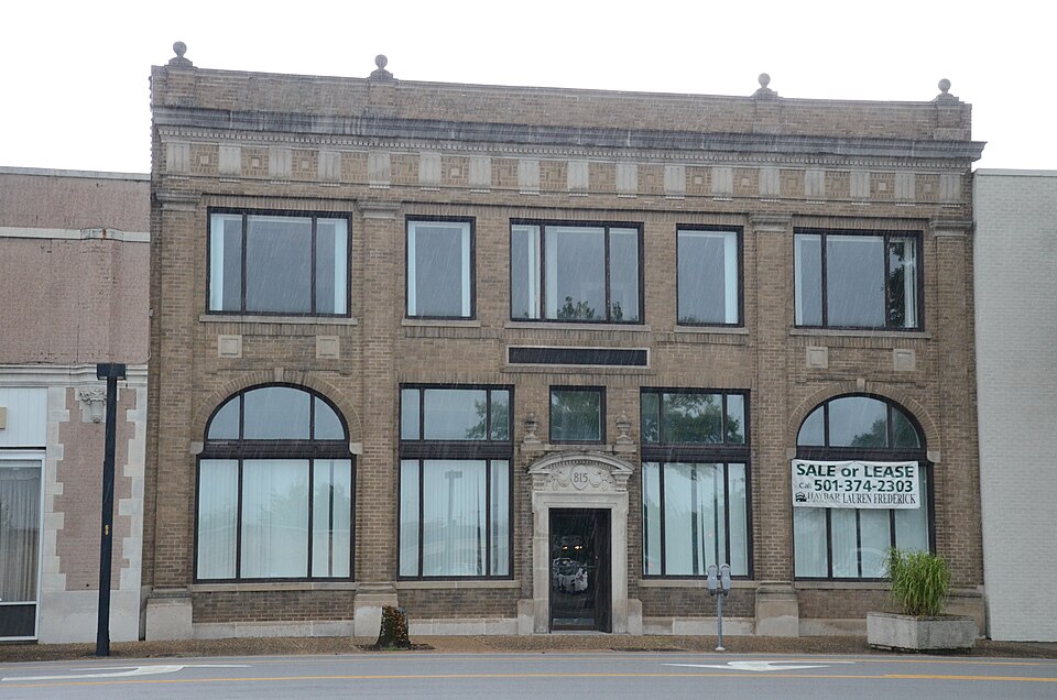Photograph of Healey and Roth Mortuary Building