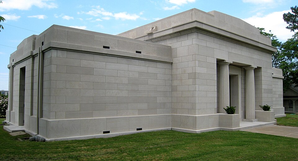 Photograph of Mount Holly Mausoleum