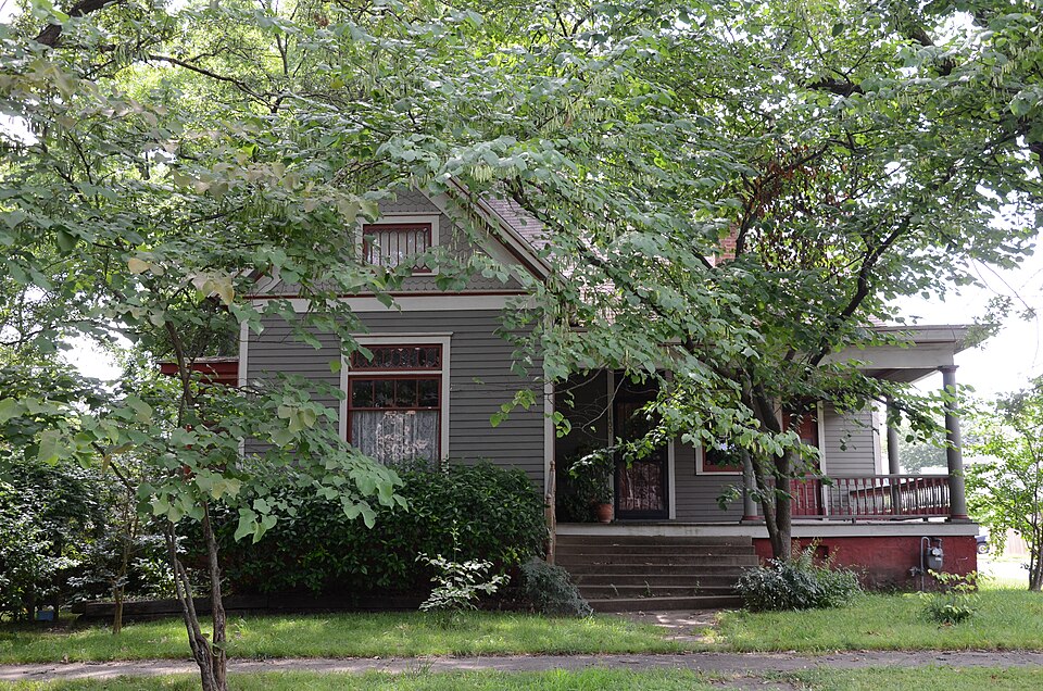 Photograph of W. R. Stewart House