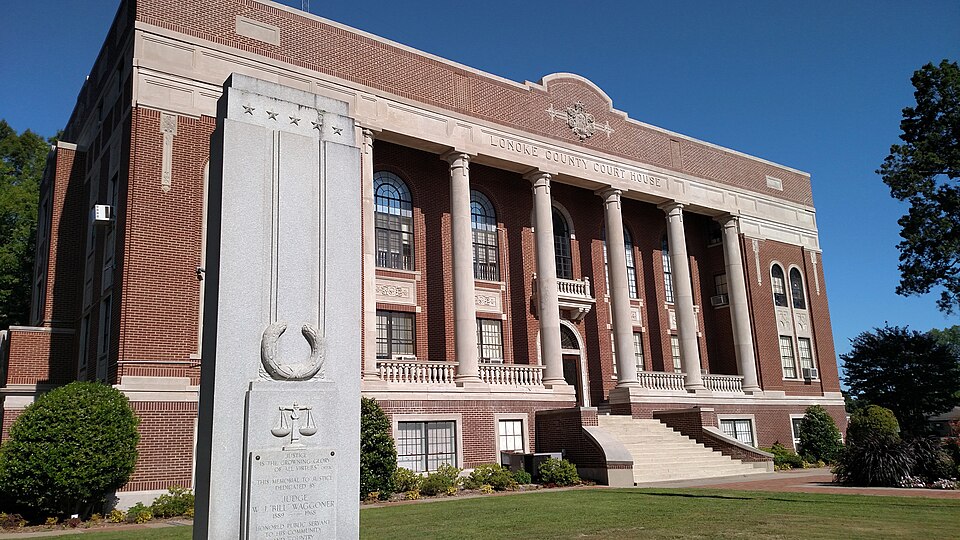 Photograph of Lonoke County Courthouse