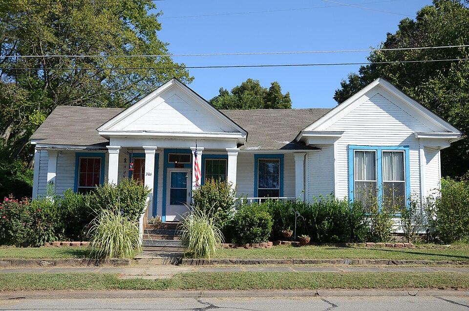 Photograph of Hicks-Dugan-Deener House