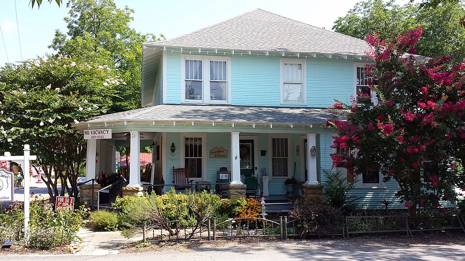 Photograph of Commercial Hotel