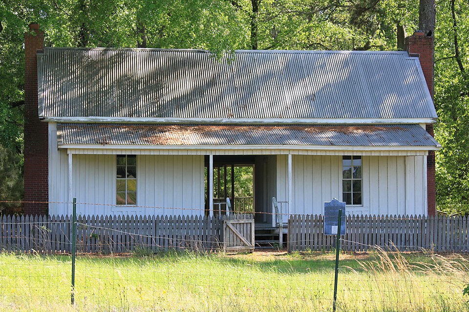 Photograph of Ozmer House