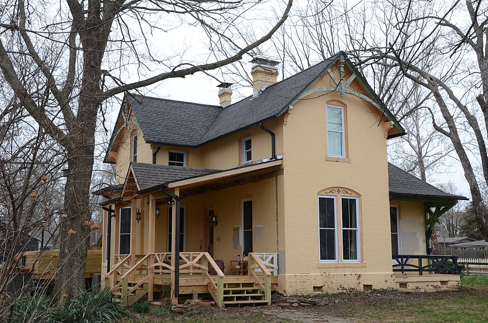 Photograph of Henry-Thompson House