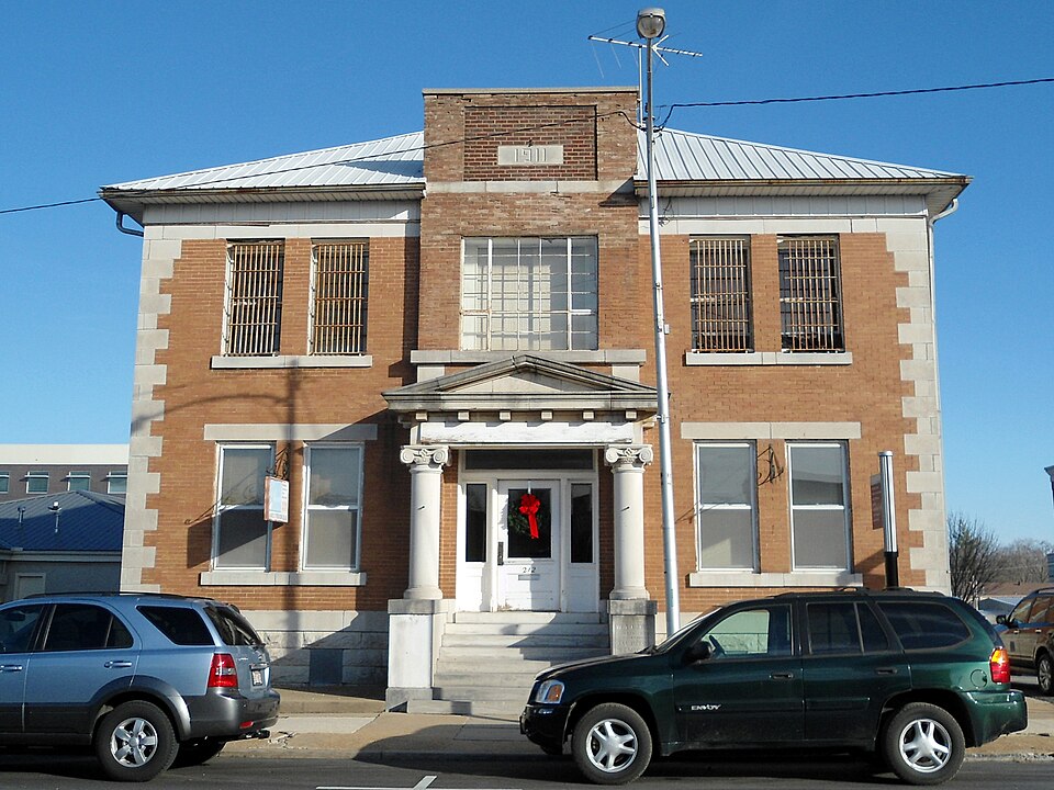 Photograph of Benton County Jail