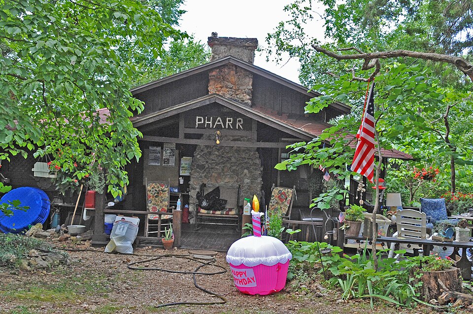 Photograph of Pharr Cabin
