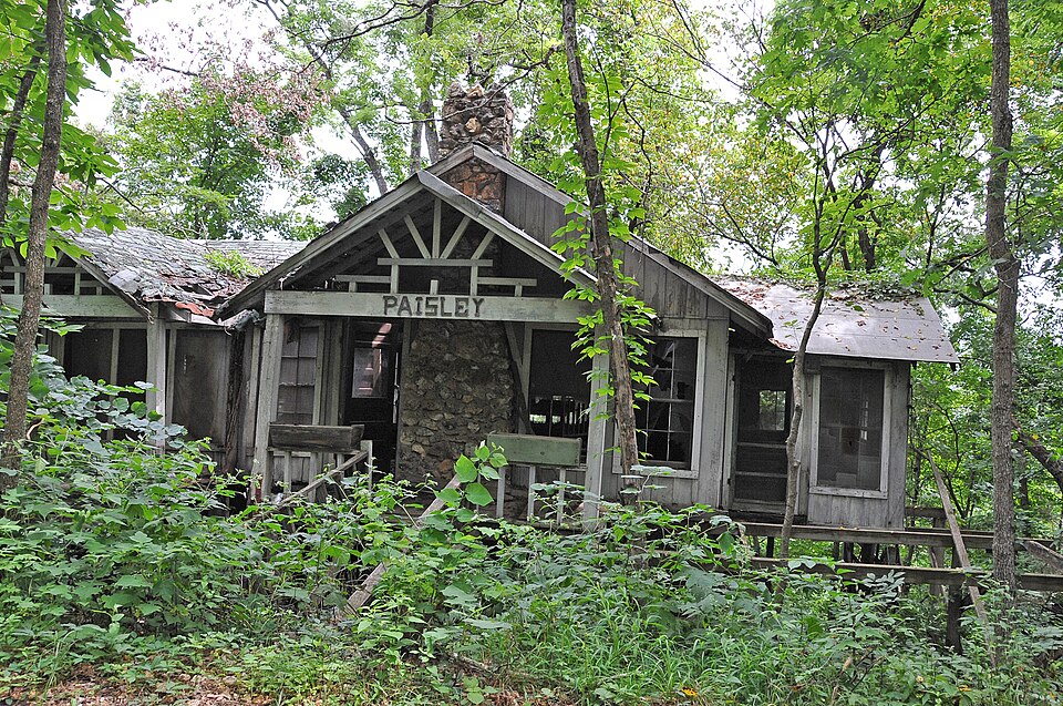 Photograph of Blackwell-Paisley Cabin