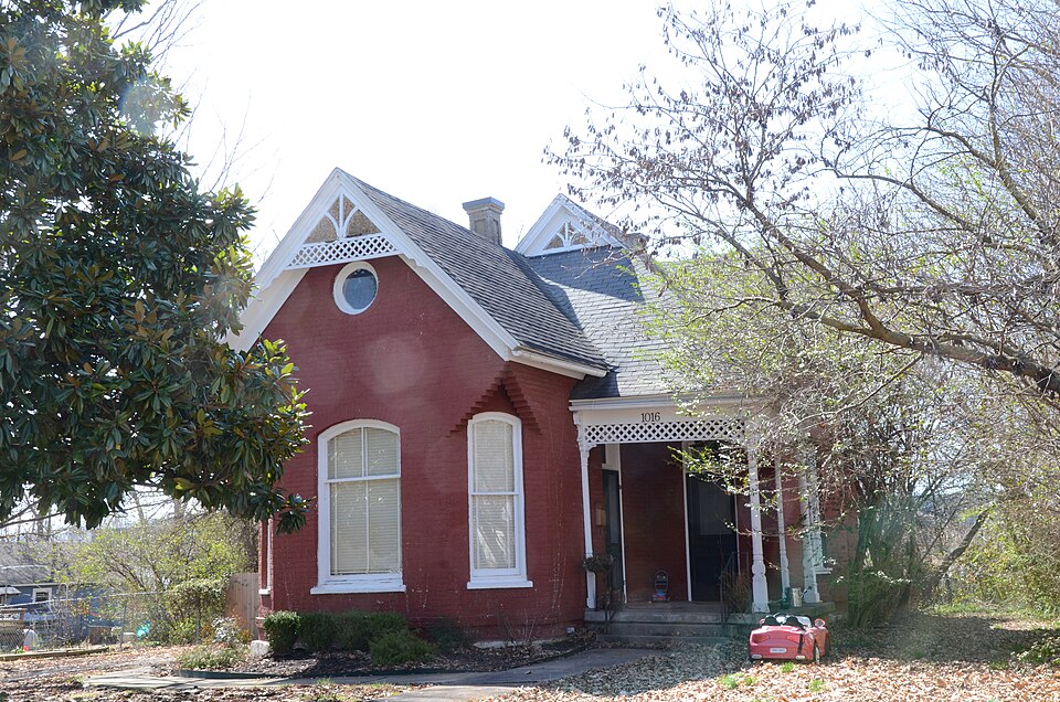 Photograph of Vinson House