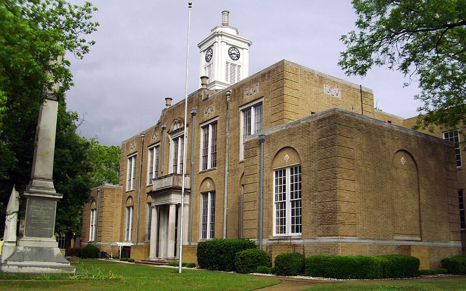 Photograph of Ouachita County Courthouse