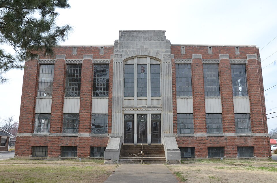 Photograph of Scott County Courthouse