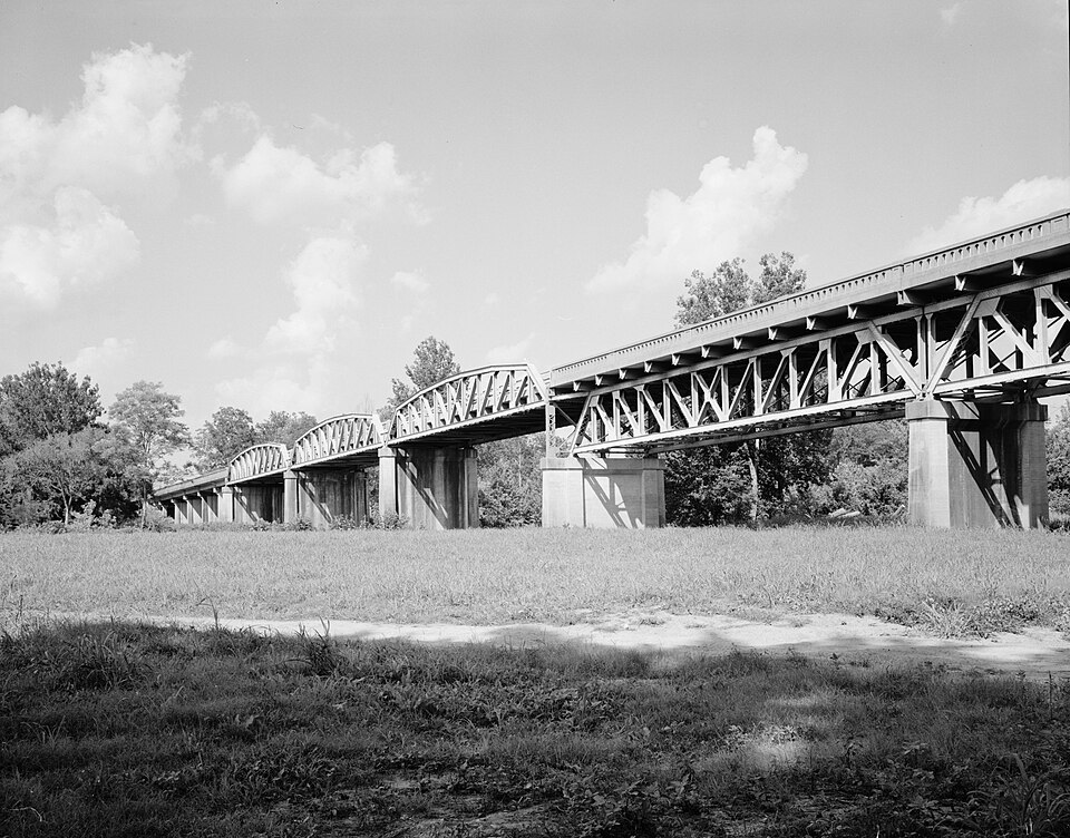 Photograph of St. Louis-San Francisco Overpass