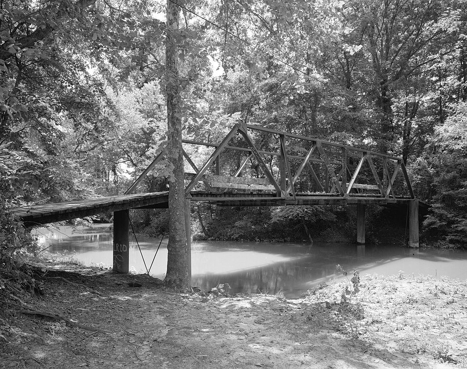Photograph of Little Cossatot River Bridge
