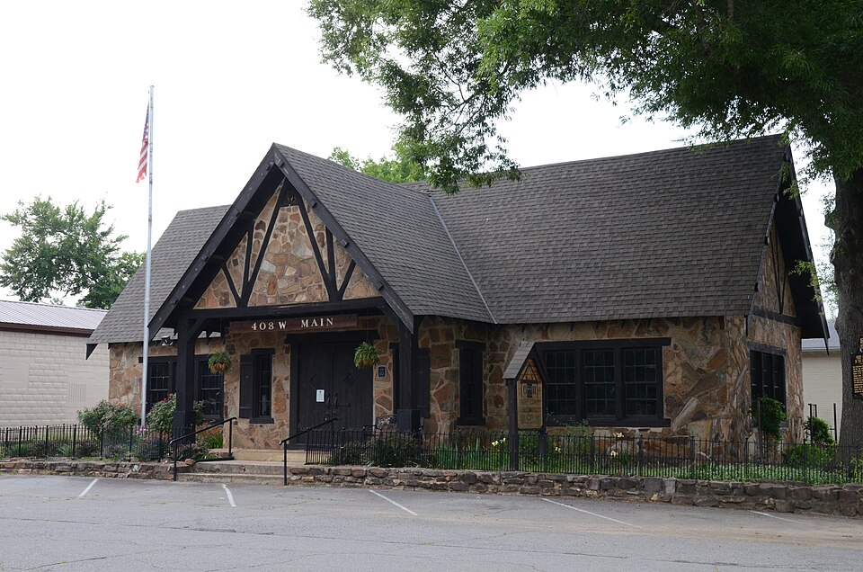 Photograph of Perryville American Legion Building
